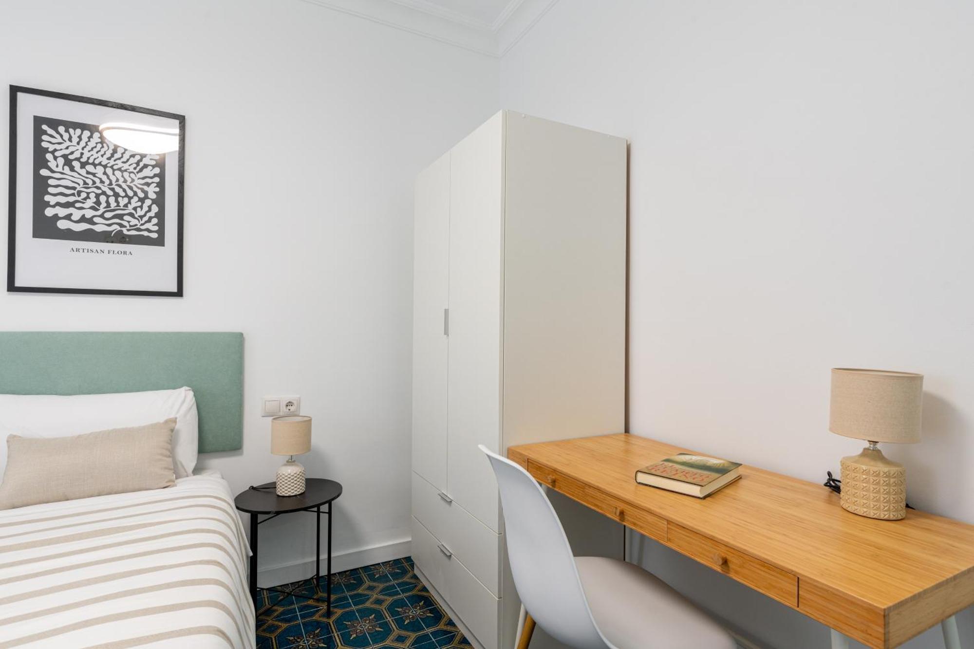 Piso Elegante Y Nuevo De 3 Habitaciones Y 2 Banos Sevilla Exterior foto