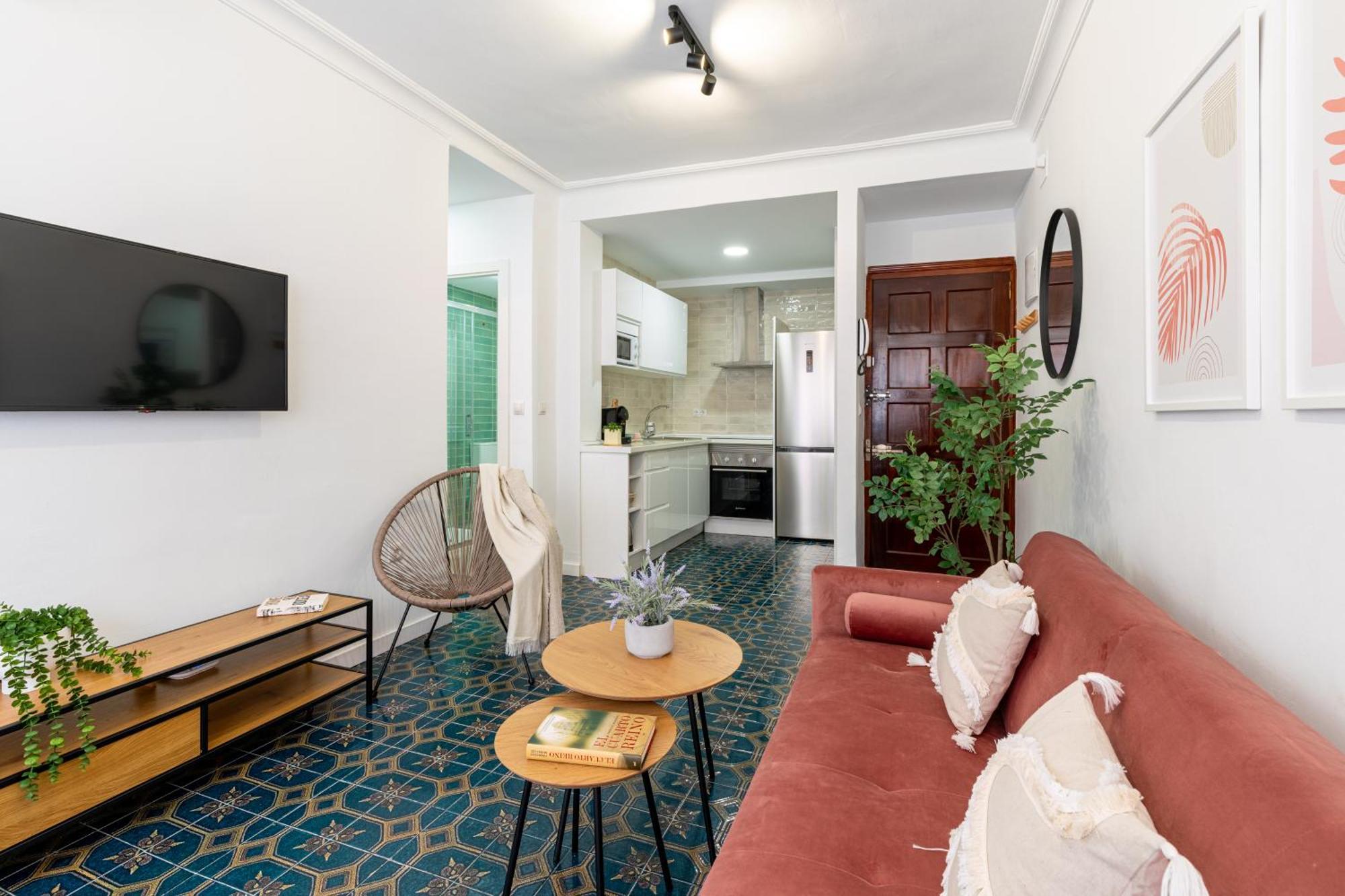 Piso Elegante Y Nuevo De 3 Habitaciones Y 2 Banos Sevilla Exterior foto
