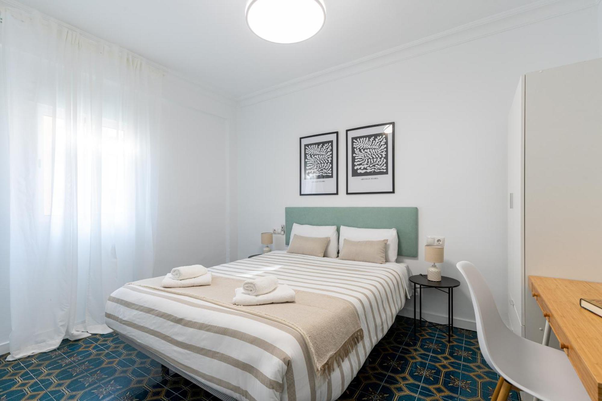 Piso Elegante Y Nuevo De 3 Habitaciones Y 2 Banos Sevilla Exterior foto