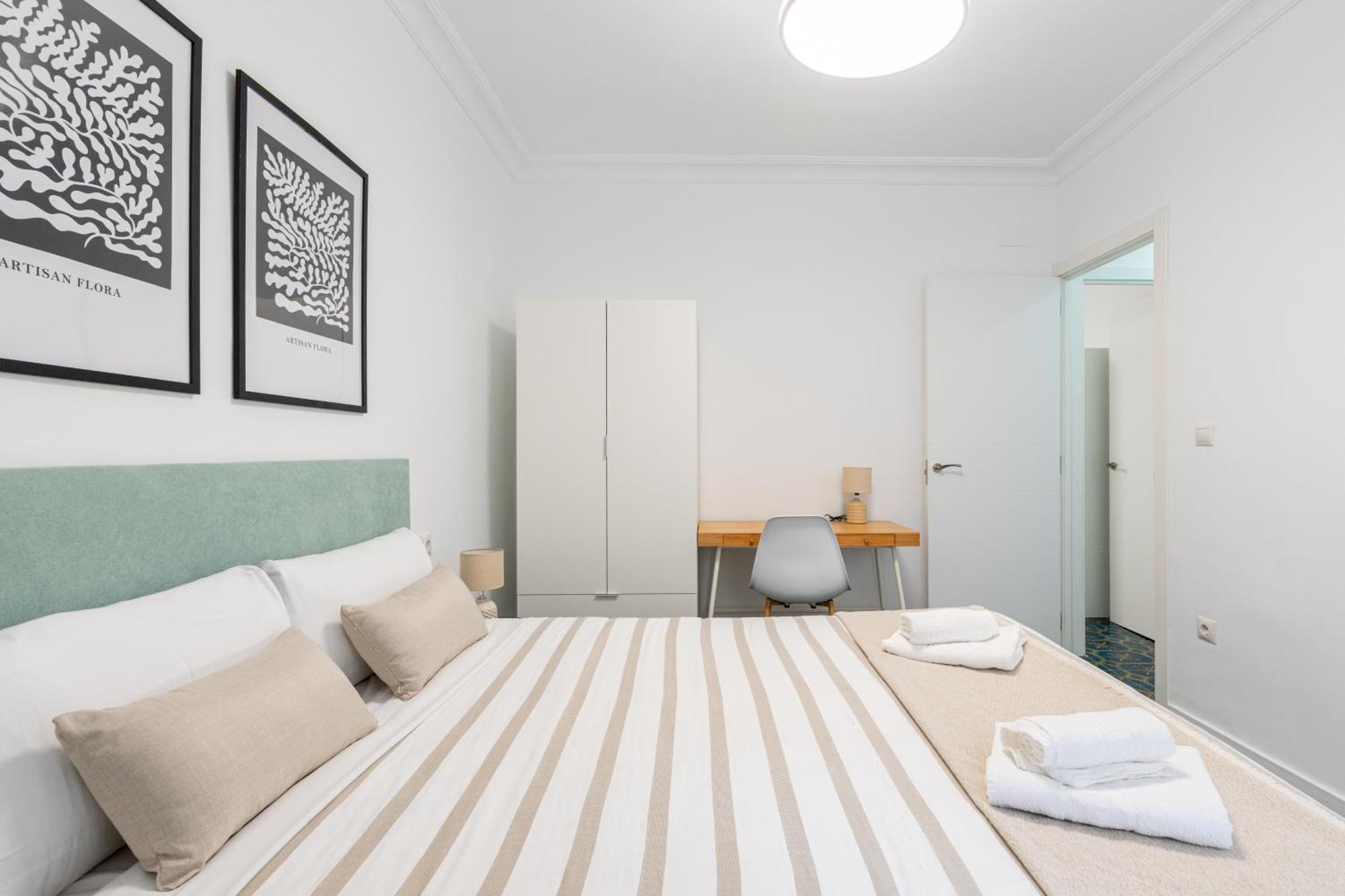 Piso Elegante Y Nuevo De 3 Habitaciones Y 2 Banos Sevilla Exterior foto